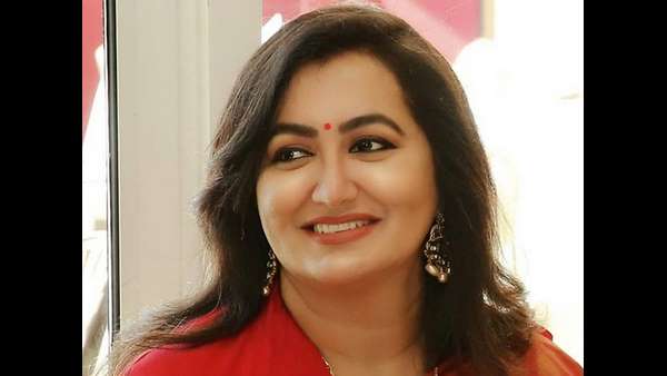 ಯಶ್, ದರ್ಶನ್ ಸಿನಿಮಾಕ್ಕಷ್ಟೇ ಸೀಮಿತವಾಗಿರಲಿ