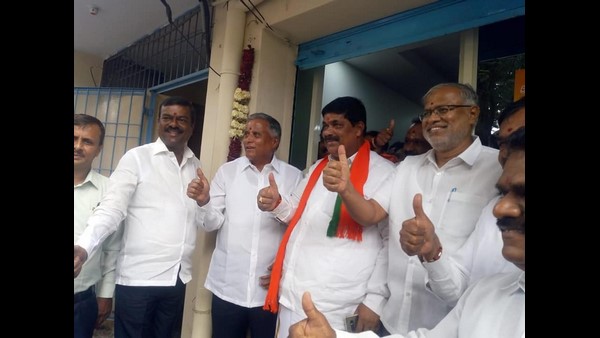 ಕಾಂಗ್ರೆಸ್ನಿಂದ ಎಂ.ನಾಗರಾಜು ನಾಮಪತ್ರ