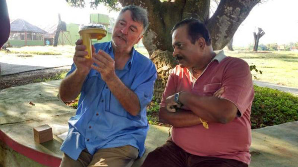 ಪ್ರಾಯೋಗಿಕವಾಗಿ ಎರಡು ಕಡೆ ಫಾಕ್ಸ್ ಲೈಟ್ ಅಳವಡಿಕೆ