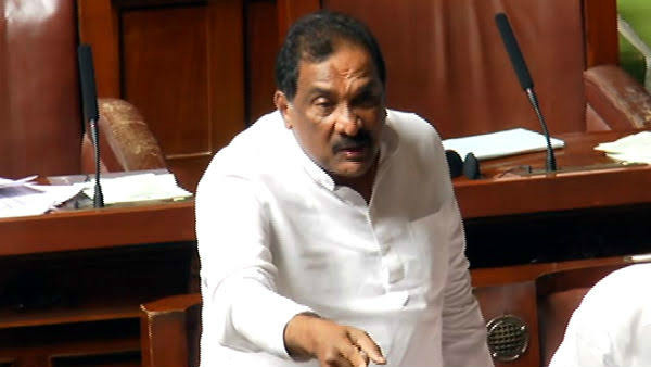 ಅಸಲಿಗೆ ತಪ್ಪು ಮಾಡಿದ್ದು ಯಾರೋ ಏನೋ?