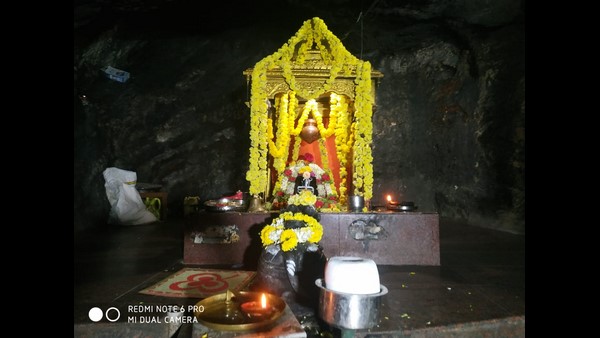 ಗುಡ್ಡದ ನೇರಲಕೆರೆಯಲ್ಲಿ ದಶರಥನ ಪುರಾಣ