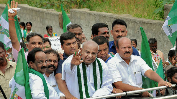 ಸಿಎಂ ಮನೆ ಮುಂದೆ ಧರಣಿ