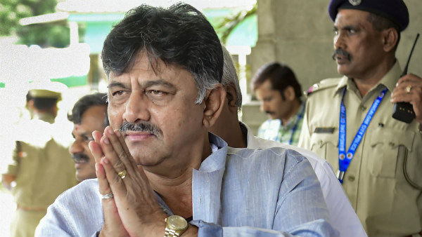ಶ್ರೀರಂಗಪಟ್ಟಣದ ಟಿಪ್ಪು ಮಸೀದಿಗೆ ಭೇಟಿ