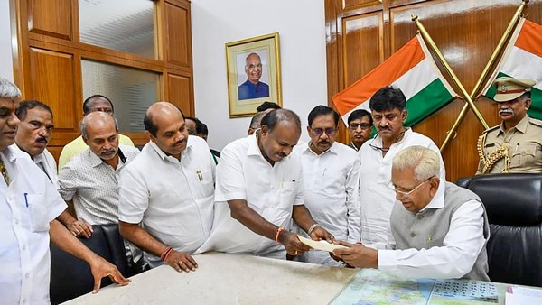 ಕುಮಾರಸ್ವಾಮಿ ಸರಕಾರ ಪತನ