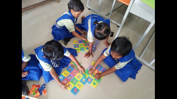 ಸ್ವಂತ ಹಣದಿಂದ ಶೌಚಾಲಯ