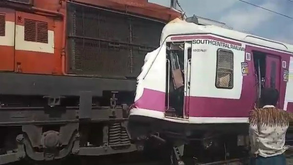 ಒಂಬತ್ತು ಭೋಗಿಗಳು ಜಖಂ