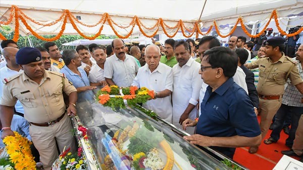 ಕೆಫೆ ಕಾಫಿ ಡೇ ಸಂಸ್ಥಾಪಕರ ಅಂತಿಮ ದರ್ಶನ