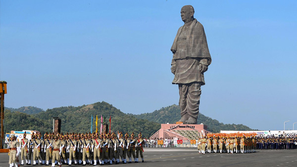 182 ಅಡಿ ಎತ್ತರದ ಸರ್ದಾರ್ ಪಟೇಲರ ಪ್ರತಿಮೆ ಅನಾವರಣ