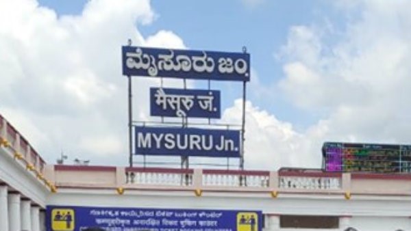 ಅರಮನೆಗೆ ಹೋಗುವವರನ್ನು ದಾರಿ ತಪ್ಪಿಸುವ ನಕಲಿ ಗೈಡ್ ಗಳು