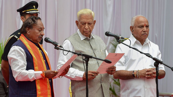 ಯಡಿಯೂರಪ್ಪ ಬಳಿ 20 ಪ್ಲಸ್ ಖಾತೆಗಳಿವೆ