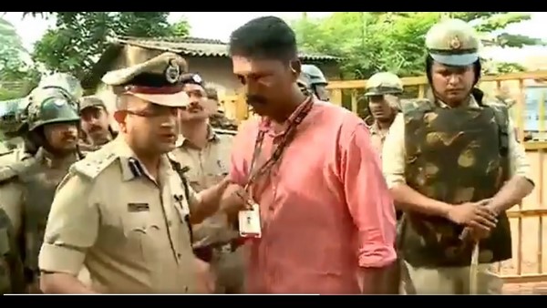 ಫೋನ್, ಕ್ಯಾಮೆರಾ ಕಸಿದುಕೊಂಡರು