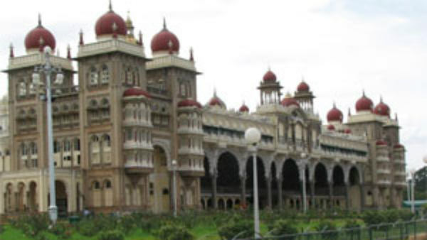 ಖಾಲಿಯಾಗೇ ಉಳಿದಿರುವ ರೆಸಾರ್ಟ್ ಗಳು