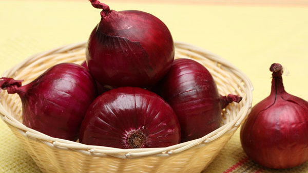 ಬೇಡಿಕೆಗೆ ತಕ್ಕಷ್ಟು ಈರುಳ್ಳಿ ಇಲ್ಲ
