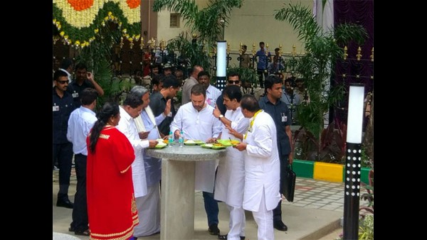 ಅಮ್ಮಾ ಕ್ಯಾಂಟೀನ್ ಎಂದಿದ್ದ ರಾಹುಲ್