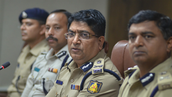 ಮೋದಿ ತಾಳಕ್ಕೆ ತಕ್ಕಂತೆ ಕುಣಿಯುತ್ತಿದ್ದಾರೆ
