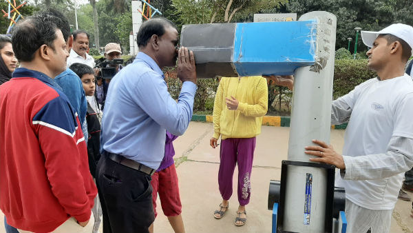 ಮೋಡಗಳ ಮರೆಯಲ್ಲಿ