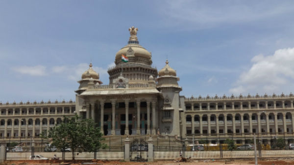 107 ಅಧಿಕಾರಿಗಳ ಹುದ್ದೆ ಬದಲಾವಣೆ