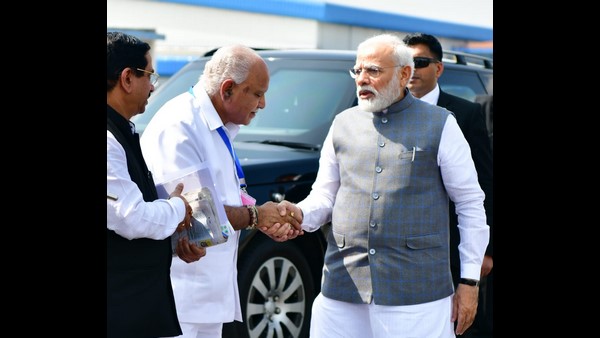 ಅಸಲಿಗೆ ರಾಜಭವನದಲ್ಲಿ ಮೋದಿ - ಬಿಎಸ್ವೈ ನಡುವೆ ನಡೆದಿದ್ದಾರೂ ಏನು?