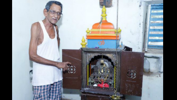ವರ್ಷಕ್ಕೊಮ್ಮೆ ಸೇರುವ ಕುಟುಂಬ ಸದಸ್ಯರು