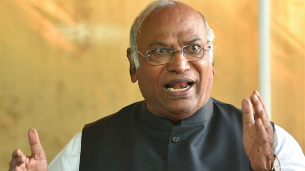 ನಾವು ಸಂವಿಧಾನ ಉಳಿಸುತ್ತೇವೆ