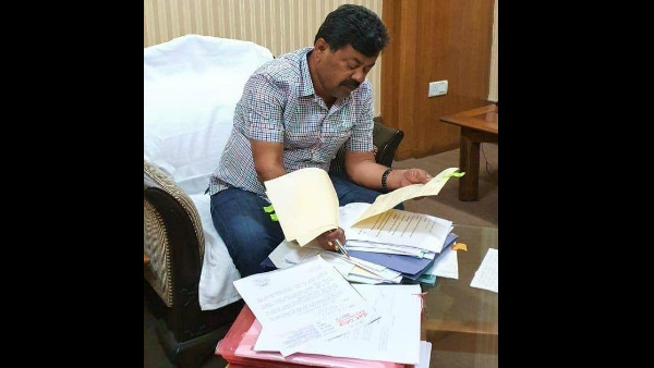 ಕರ್ನಾಟಕ ಕೇಸರೀಕರಣ