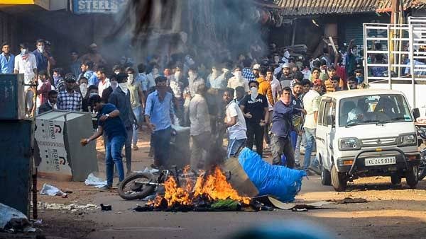 ಕರಾವಳಿಯಲ್ಲಿ ಮತ್ತೆ ಶಾಂತಿ, ನೆಮ್ಮದಿ ಹದಗೆಡುವ ಸಾಧ್ಯತೆ