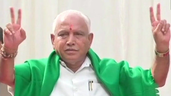 ಹಸಿರು ಶಾಲು ಹೊದ್ದು ಹಲ್ಲು ಕಿರಿದರೆ ಸಾಲದು