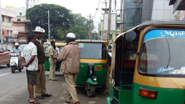ಆಟೋಗಳ ಸಂಚಾರವಿಲ್ಲ