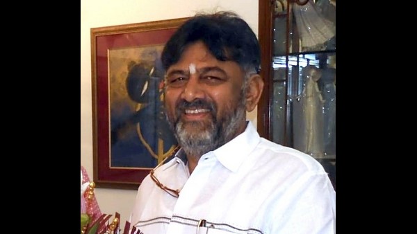ಇಸ್ಪೀಟ್ ಆಟ, ಬೆಲ್ಲಿ ಡ್ಯಾನ್ಸ್ ಮೂಲಕ ಪ್ರತಿಭಟಿಸಿದ್ದ ಕಾಂಗ್ರೆಸ್