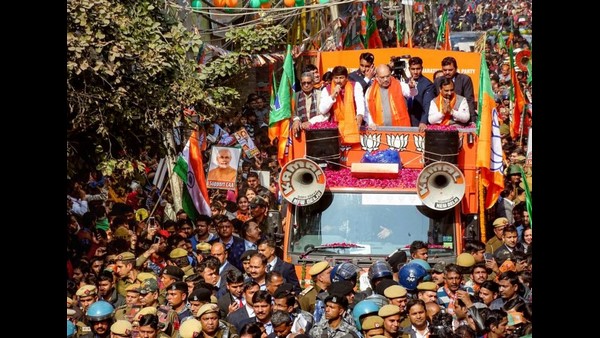 ಬೆಟ್ಟಿಂಗ್ ಮಾರುಕಟ್ಟೆಯಲ್ಲಿ ಯಾರಿಗೆ ಎಷ್ಟು?