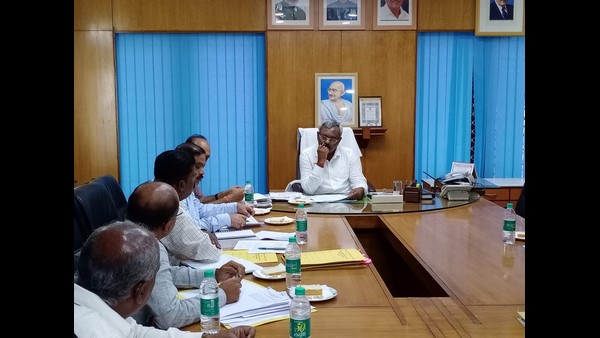 ಹೊಸಪಾಳ್ಯ ಗ್ರಾಮದಲ್ಲಿ 33 ಕುಟುಂಬಗಳಿಗೆ ಹಕ್ಕುಪತ್ರ ಕೊಟ್ಟಿಲ್ಲ