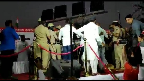 ಗಲಾಟೆ ಮಾಡಿಸುವುದು ಫ್ಯಾಶನ್ ಆಗಿಬಿಟ್ಟಿದೆ!