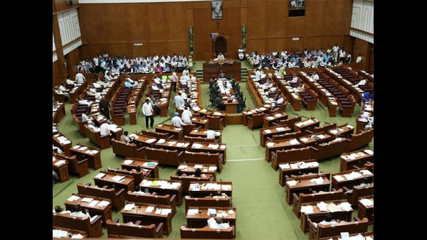ಸದನದಲ್ಲಿ ಕರಡು ಮಂಡನೆಯಾದ ಬಳಿಕ ಹೋರಾಟ ಬೇಕು