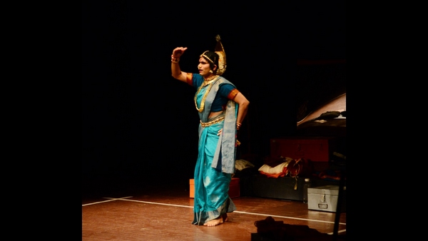 ನಾಟಕಗಳ ಆಕರ್ಷಣೆ