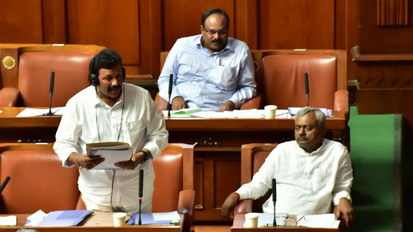 ಪಕ್ಷಾಂತರ ನಿಷೇಧ ಕಾಯ್ದೆ ಇರುವುದಾದ್ರು ಯಾಕೆ?