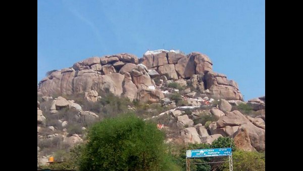 ಆಂಜನೇಯ ಸ್ವಾಮಿ ದೇವಸ್ಥಾನಕ್ಕೆ 20 ಕೋಟಿ ರೂಪಾಯಿ