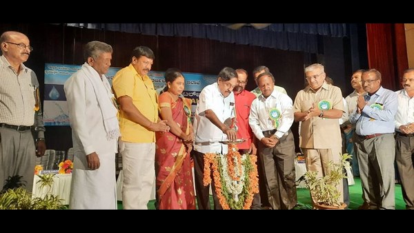 ಜಿಲ್ಲೆಯ ಕೆರೆಗಳು ಅಭಿವೃದ್ಧಿಯಾಗಬೇಕು