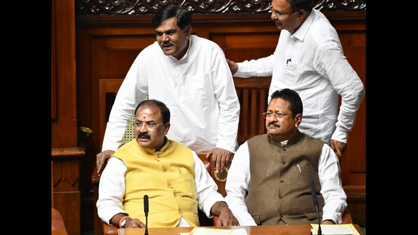 ಸ್ಪೀಕರ್ ತೀರ್ಪಿನಲ್ಲಿ ಎಚ್.ಎಸ್. ದೊರೆಸ್ವಾಮಿ ಎಂದು ಉಲ್ಲೇಖ