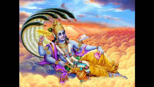 ಕೊರೊನಾ ವೈರಸ್ ನಿಂದ ಮುಕ್ತಿ ಸಿಗಲಿದೆ, ವಿಷ್ಣು ಸಹಸ್ರನಾಮ ಪಠಿಸಿ