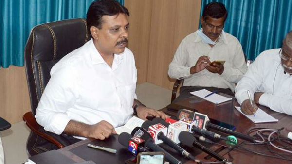 ವಾಪಸ್ ಕರೆದುಕೊಂಡು ಬರುತ್ತಿದ್ದರು