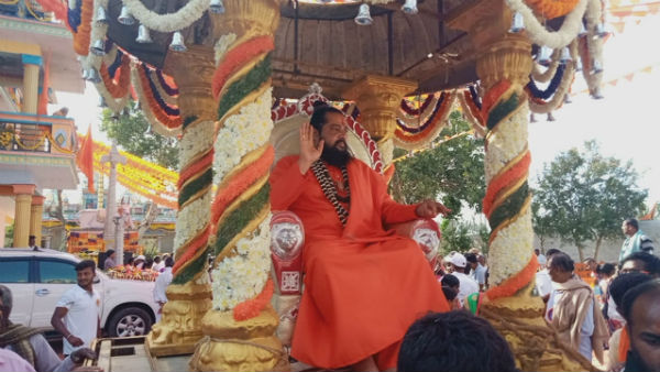 ಸ್ವಾಮೀಜಿ ಬಗ್ಗೆ ಊರವರ ಆಕ್ರೋಶ