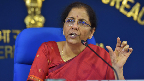 ಬ್ಯಾಂಕ್ ಮೇಲೆ ಸಾಕಷ್ಟು ನಿರ್ಭಂಧ