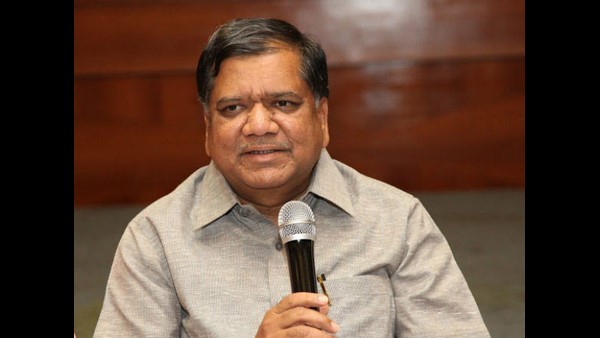 18 ಕ್ರಿಮಿನಲ್ ಪ್ರಕರಣಗಳಿವೆ