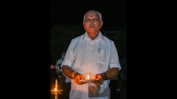 ಕೊರೊನಾ ವೈರಸ್ಗೆ ಅಂಟಿದ ಧರ್ಮದ ಬಣ್ಣ!