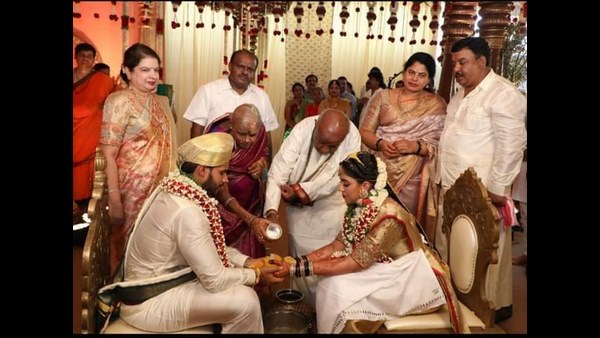 ಅಭಿಮಾನಿಗಳಿಗೆ ಕೃತಜ್ಞತೆ ಸಲ್ಲಿಸಿದ ಎಚ್ಡಿಕೆ