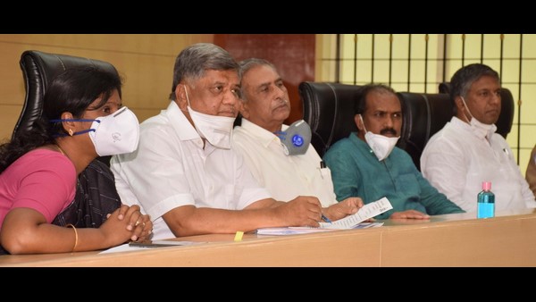 ಜಗದೀಶ ಶೆಟ್ಟರ್ ಚಾಲನೆ