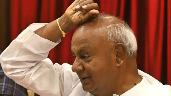 ಗಡಿ ತೆರವುಗೊಳಿಸಲು ಬಿಎಸ್ವೈಗೆ ಗೌಡ್ರ ಪತ್ರ