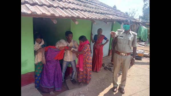 ವಾಹನಕ್ಕೆ ಅಂಬ್ಯುಲೆನ್ಸ್ ನಲ್ಲಿರಬೇಕಾದ ಸೌಲಭ್ಯ ಒದಗಿಸಿದ ಪಿಎಸ್ಐ