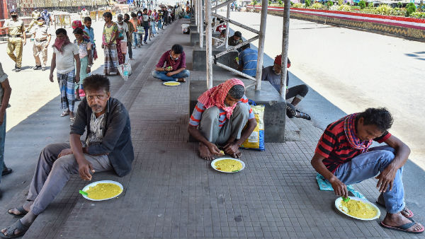 ಕಾರ್ಮಿಕರ ಕಷ್ಟ ಕೇಳುವವರಿಲ್ಲ