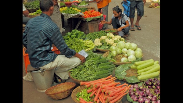 ಮಾರಾಟ ಮಾಡುವವರು ಮಾಸ್ಕ್ ಧರಿಸಿರಬೇಕು